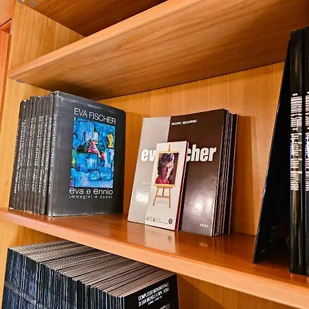 L'atelier ~ Mostra Sospesa Διαμέρισμα
