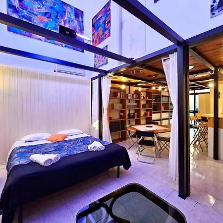 L'atelier ~ Mostra Sospesa Διαμέρισμα